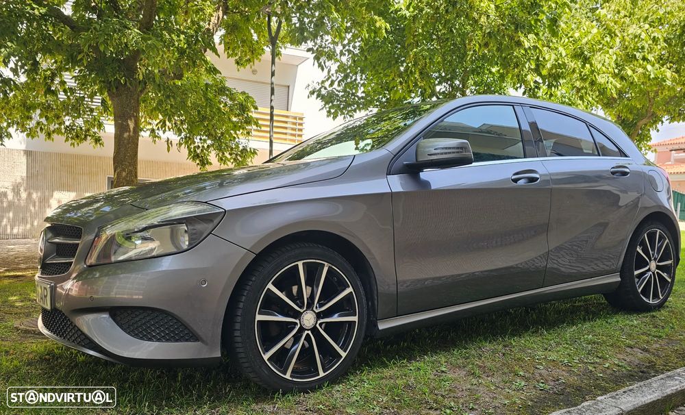 Mercedes-Benz A 180 CDI 7G-DCT 2Style - 2