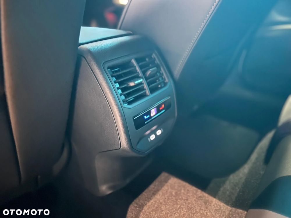 Cupra Leon Sportstourer 2.0 TSI 4Drive DSG - 23
