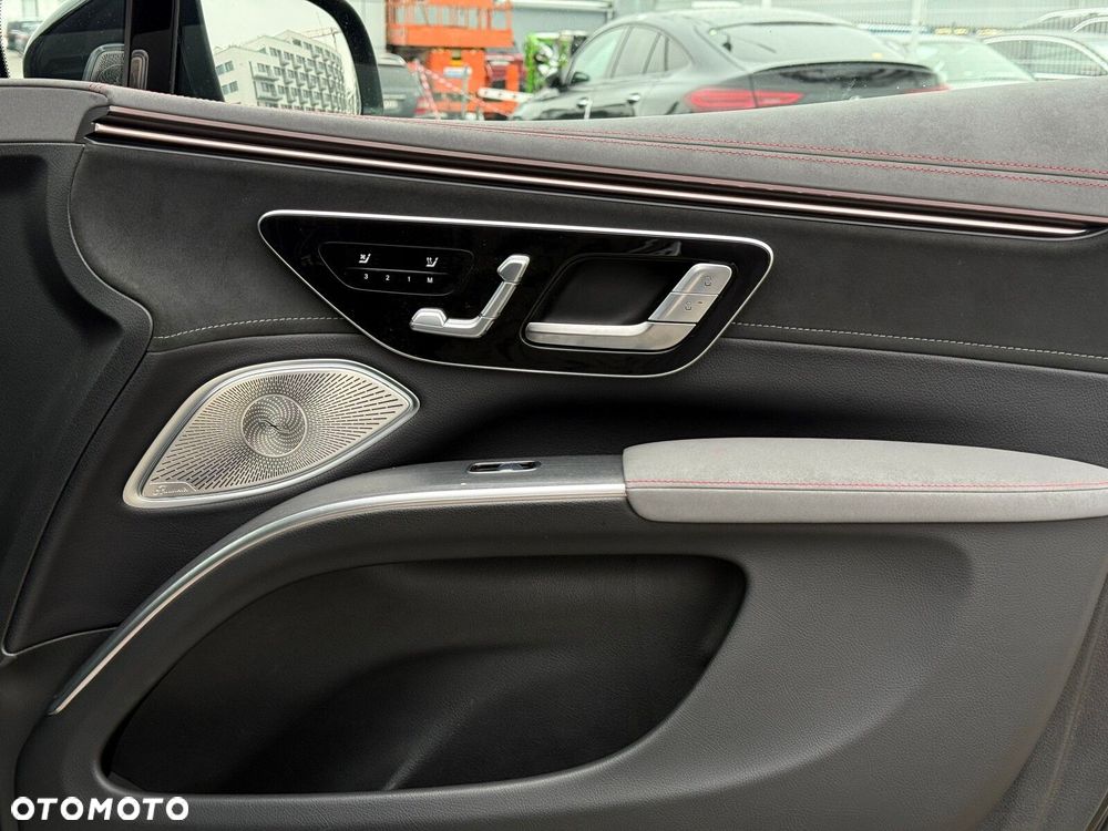 Mercedes-Benz EQS 580 120kWh 4-Matic AMG Line - 27