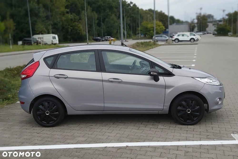 Ford Fiesta - 4