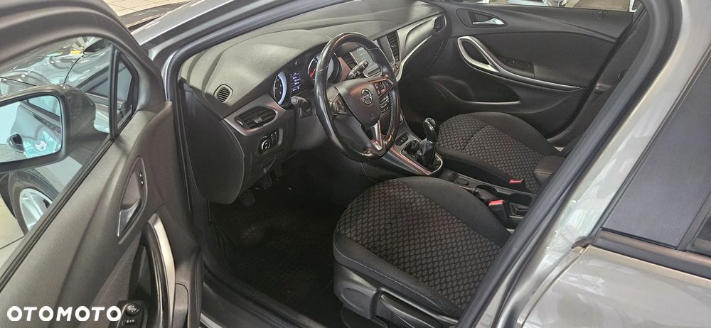 Opel Astra 1.4 T Enjoy S&S - 8