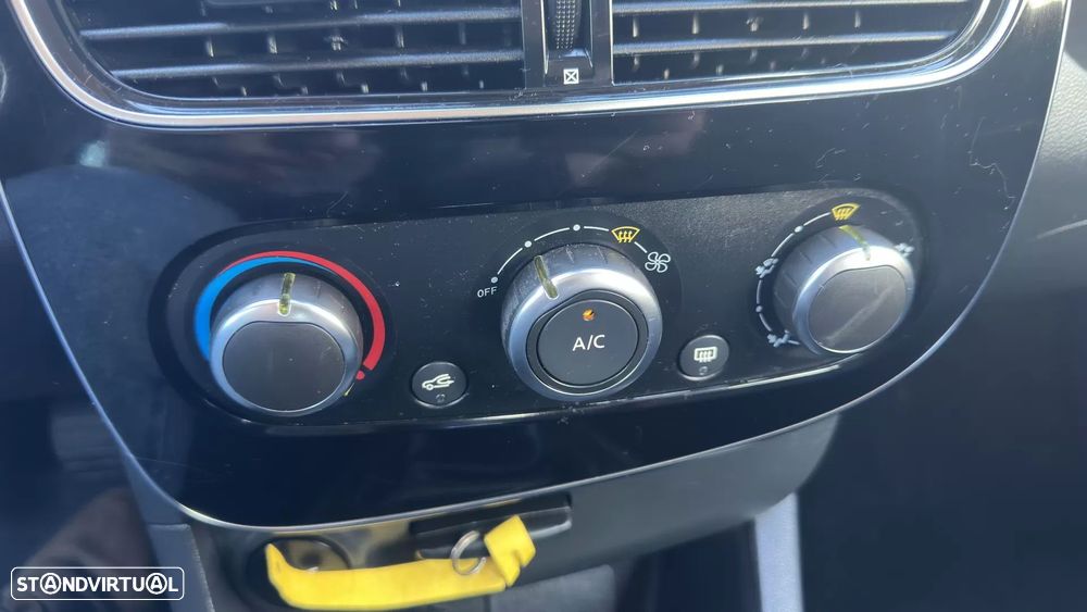 Renault clio 1.5 dci van - 12