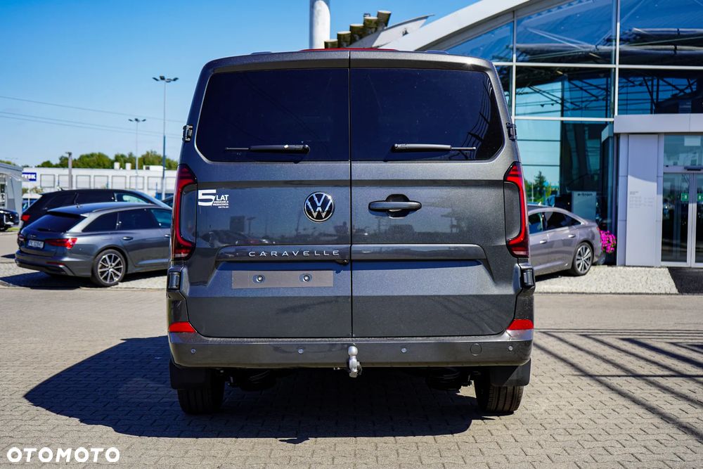 Volkswagen Caravelle - 13