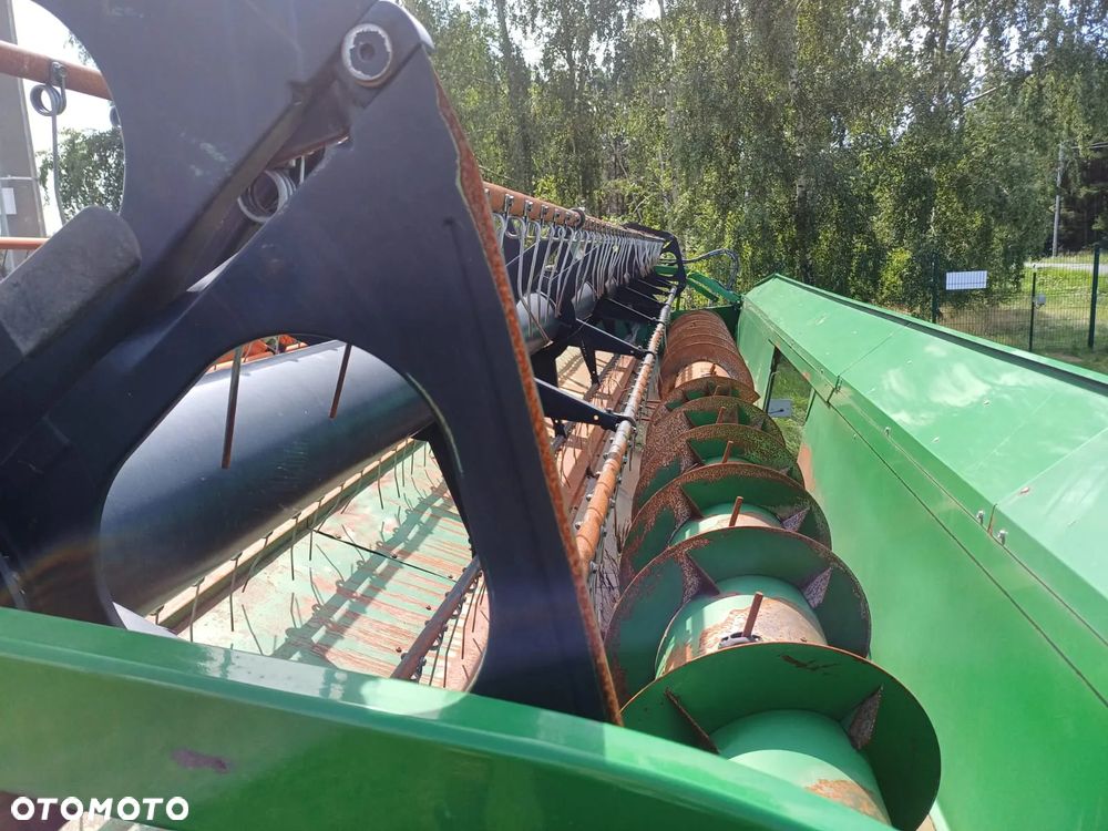 John Deere S680i - 25