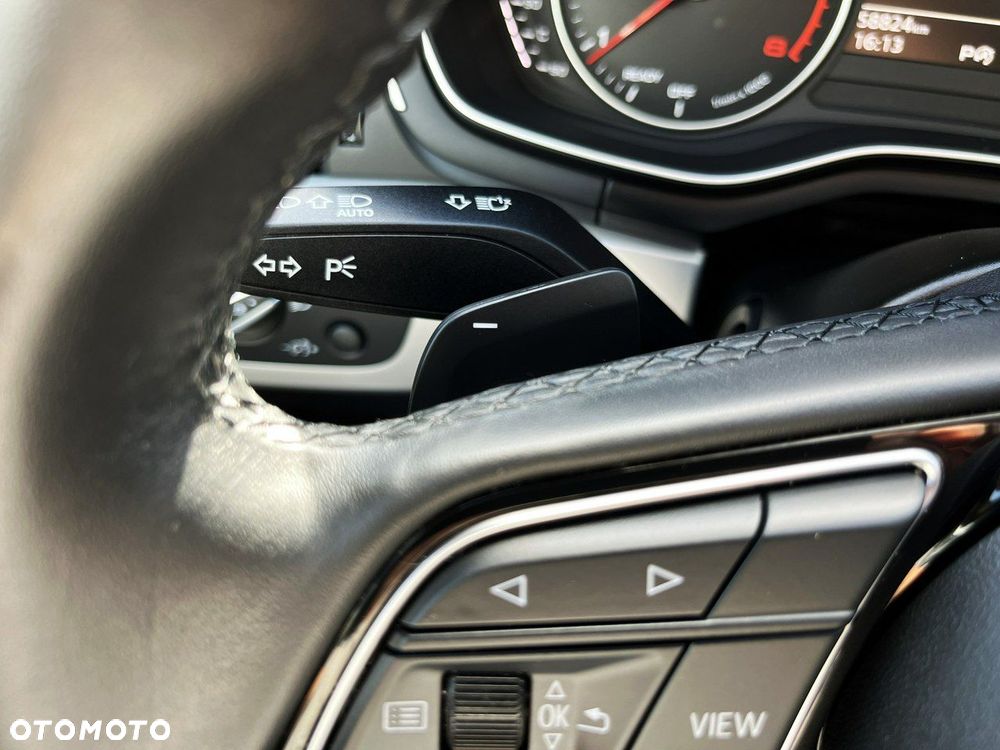Audi A4 Avant 35 TFSI mHEV Advanced S tronic - 16