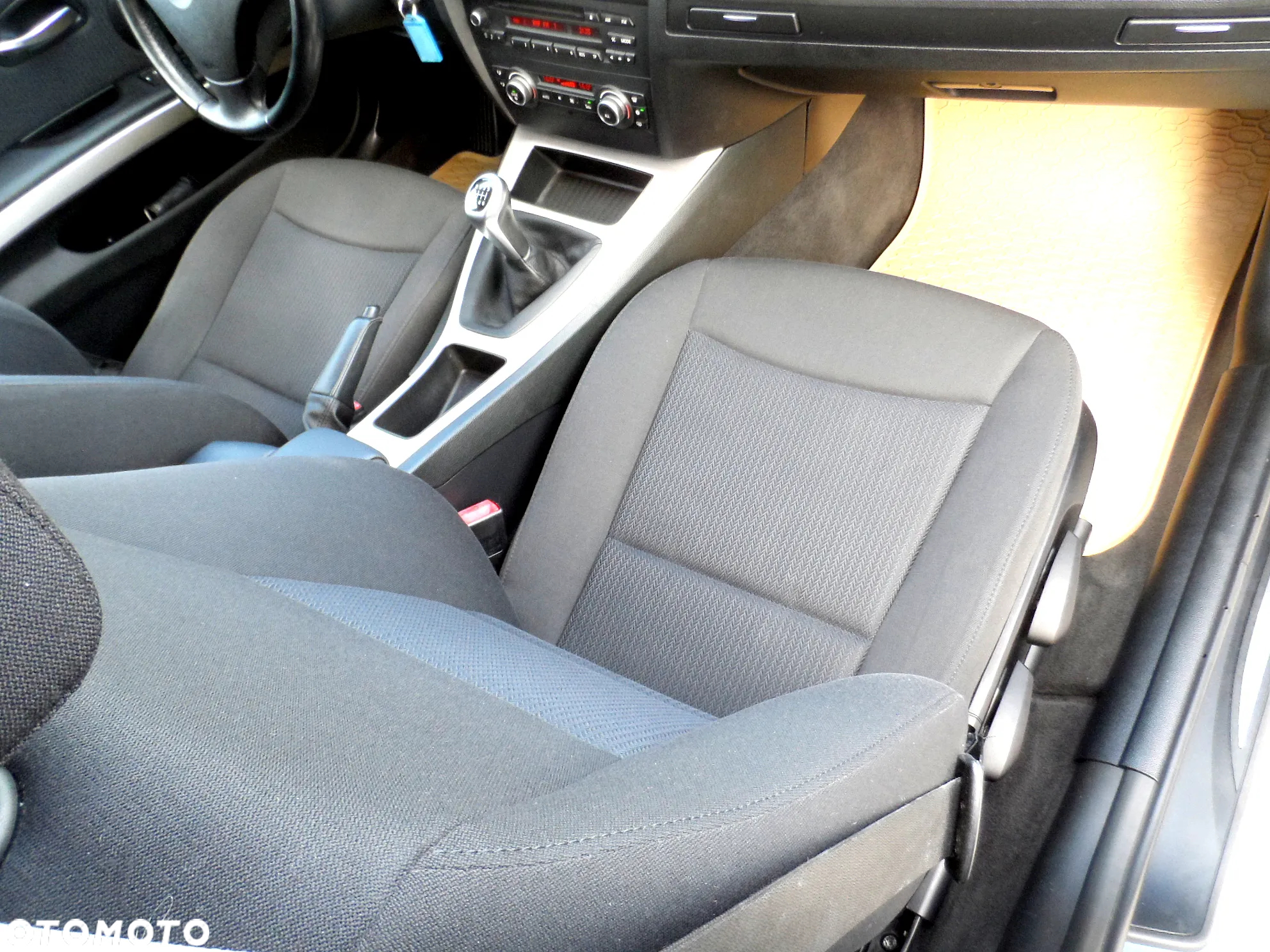 BMW Seria 3 325i Touring Edition Lifestyle - 17