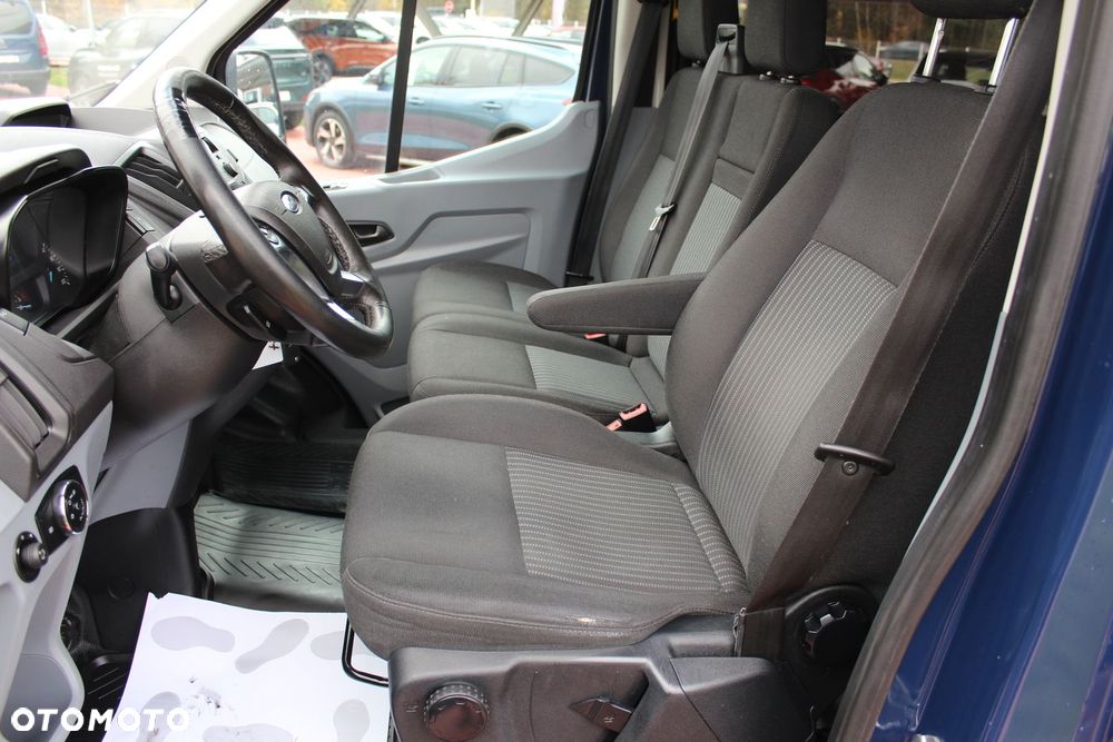 Ford Transit - 13