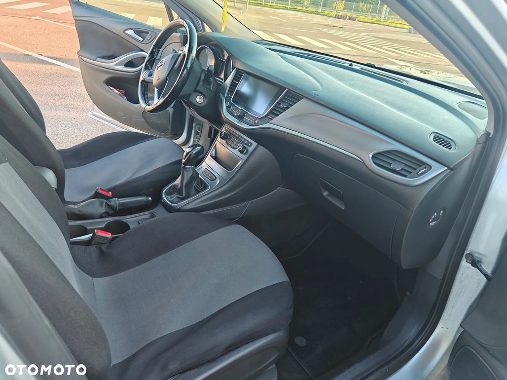 Opel Astra - 9