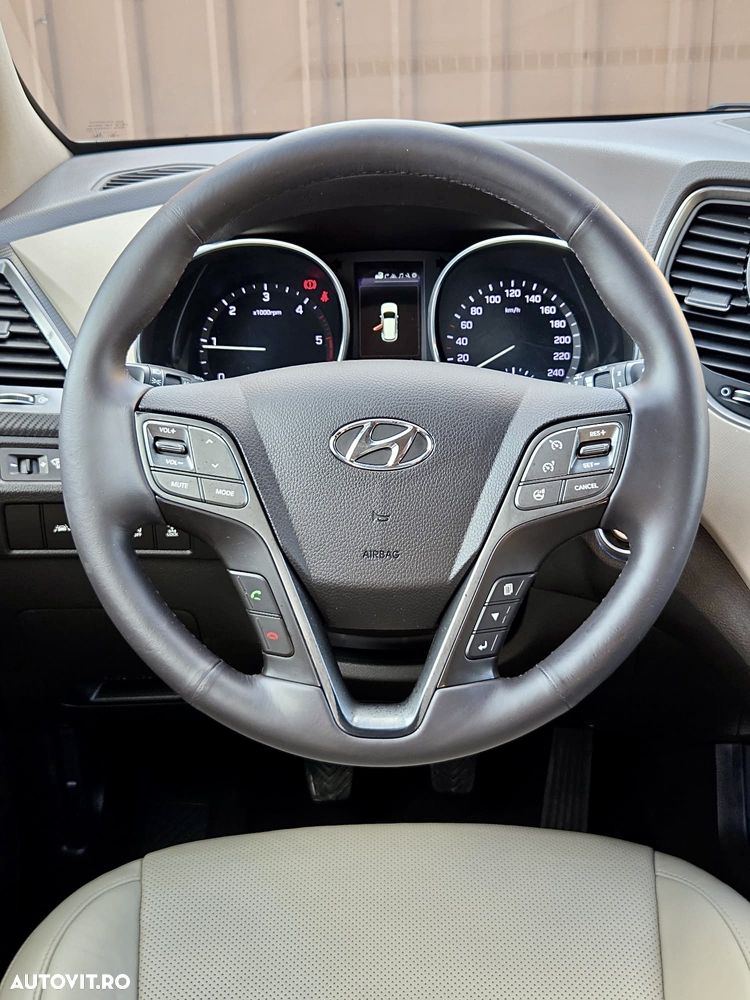 Hyundai Santa Fe 2.2 CRDi 4WD Premium - 31
