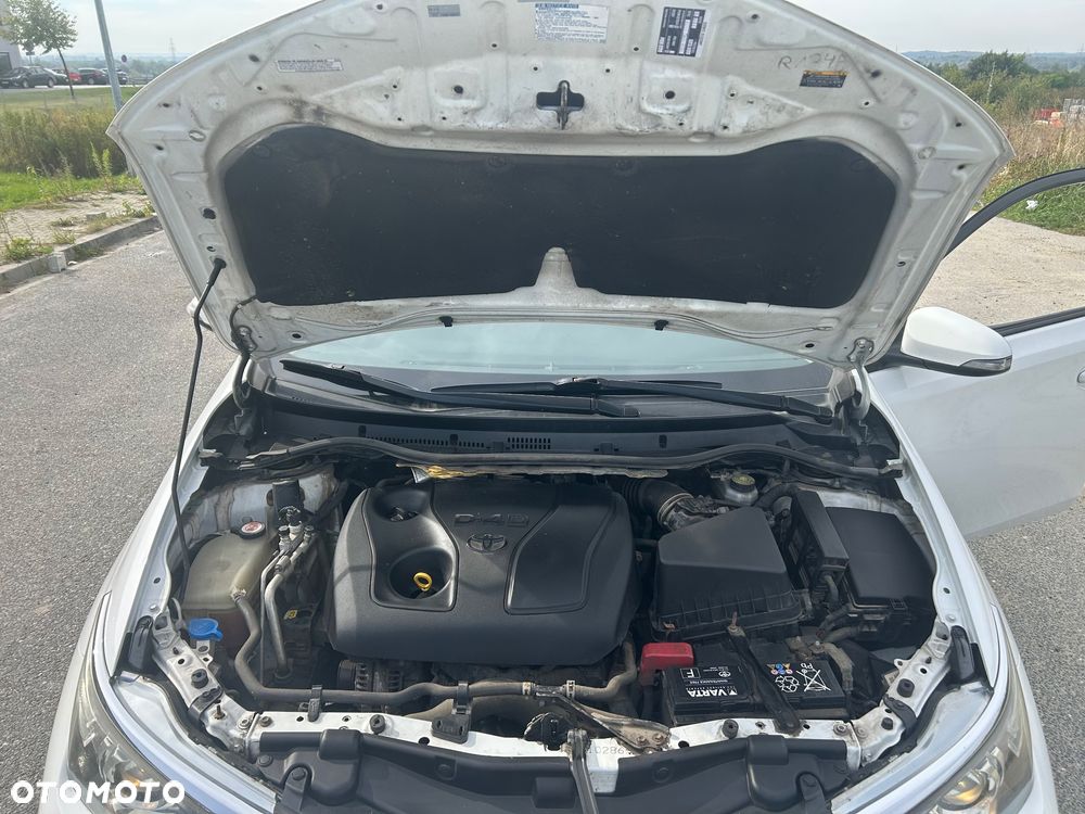 Toyota Auris 1.4 D-4D Active - 8