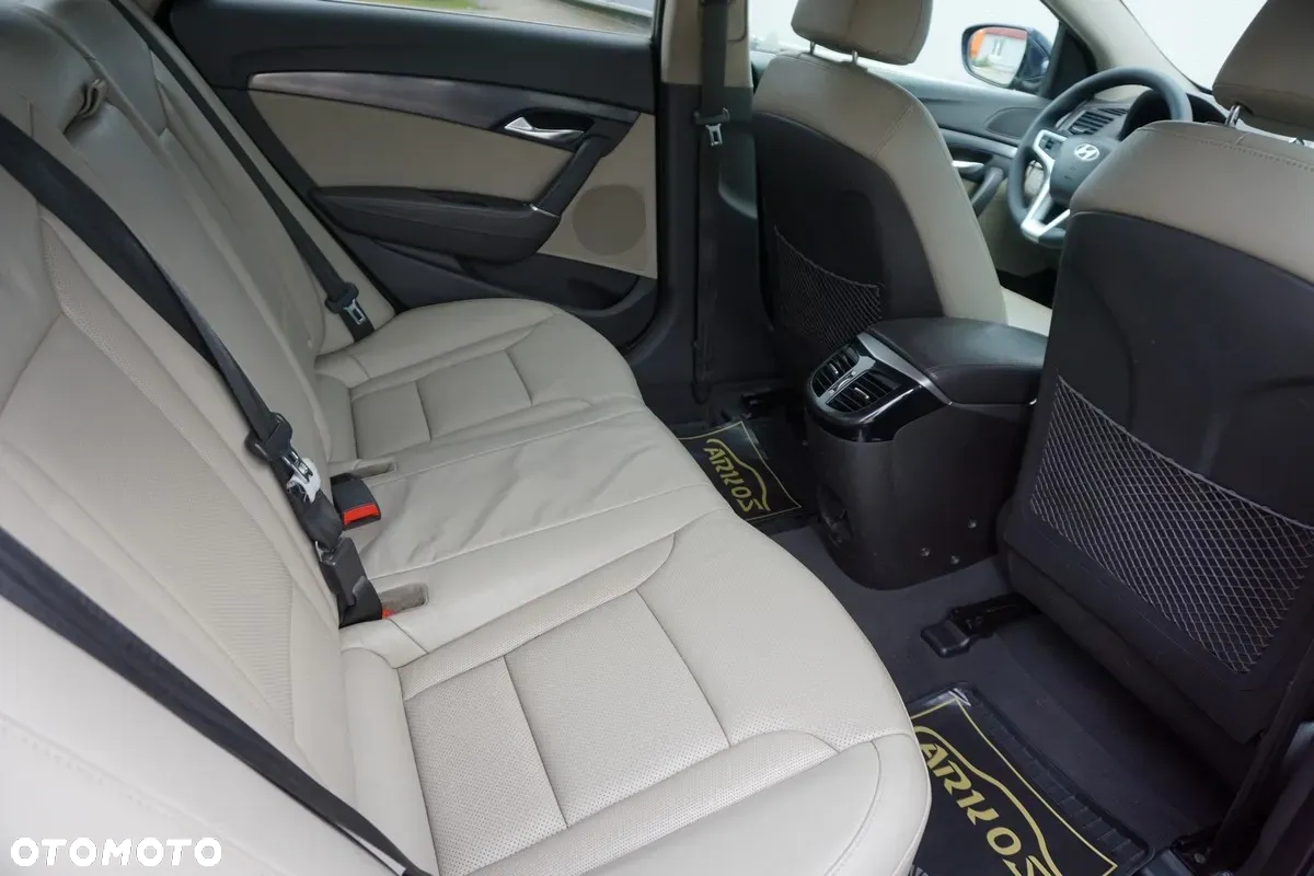 Hyundai i40 - 19
