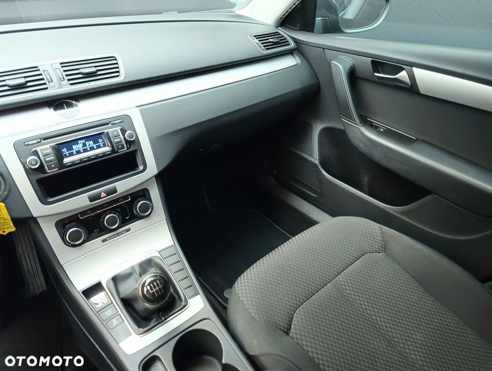 Volkswagen Passat 1.4 TSI BlueMotion Technology Trendline - 8
