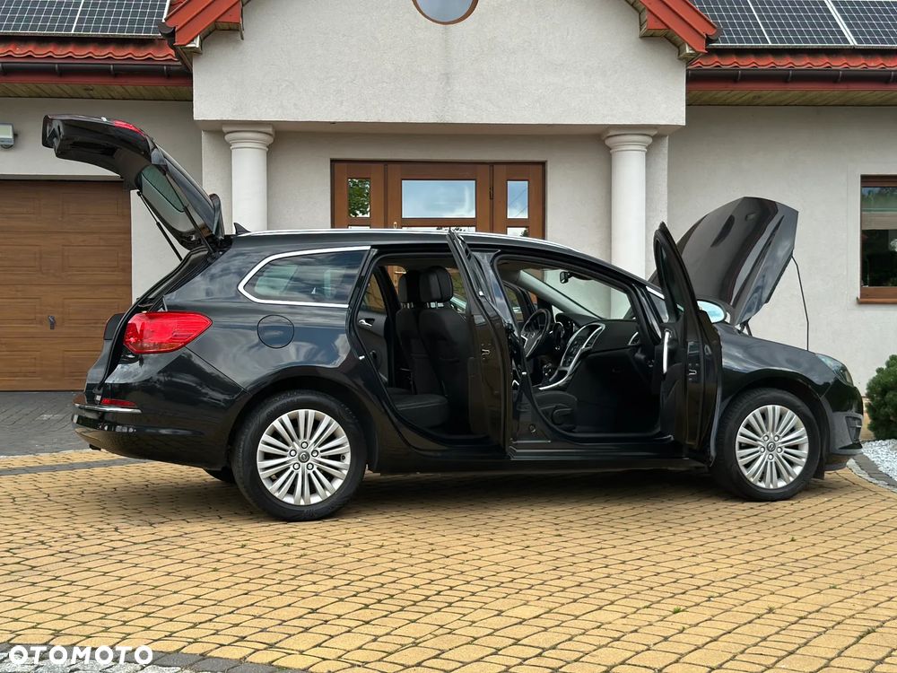 Opel Astra IV 1.6 T SIDI Cosmo S&S - 17