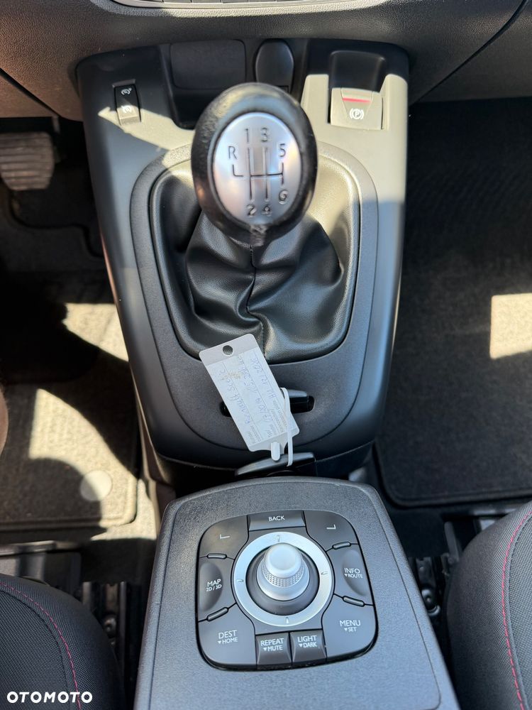 Renault Scenic 1.2 TCE Energy Bose Edition - 17