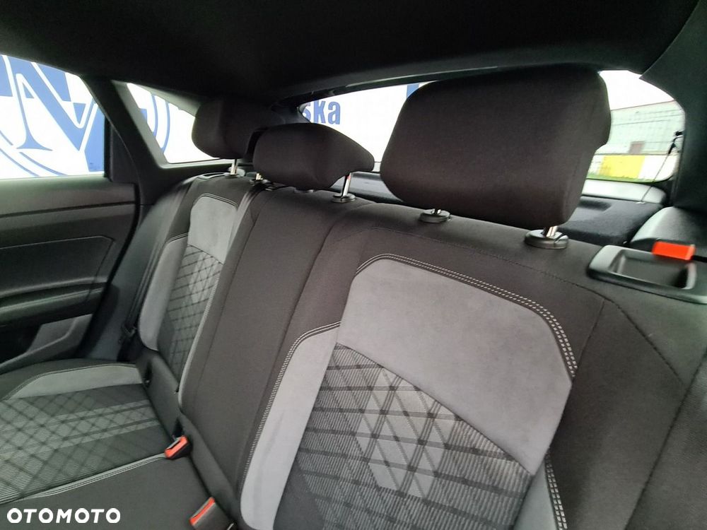 Volkswagen Taigo 1.0 TSI R-Line - 31