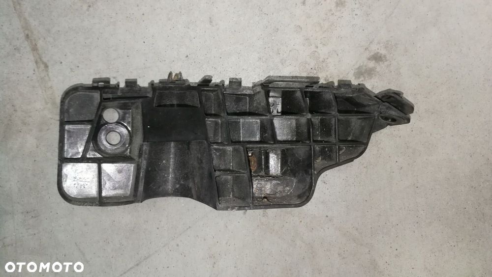 Ślizg lewy przód przedni Suzuki Swift MK7 10-16