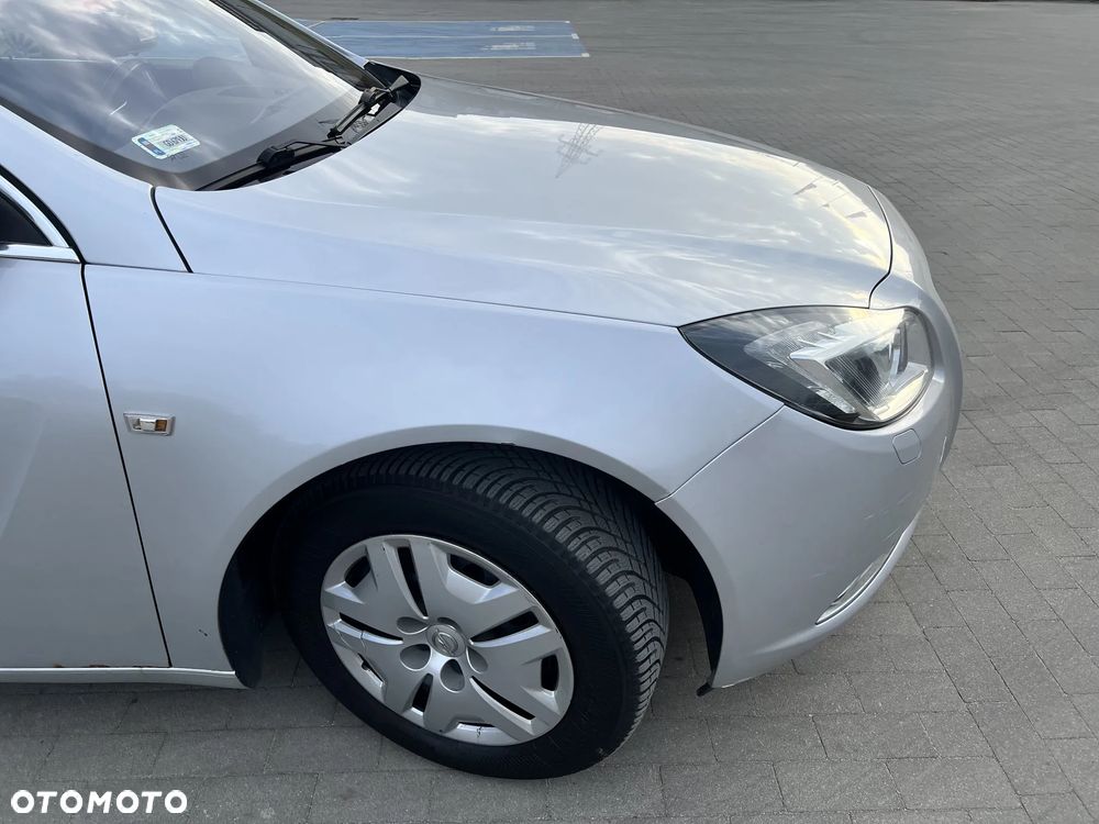 Opel Insignia 2.0 CDTI - 9