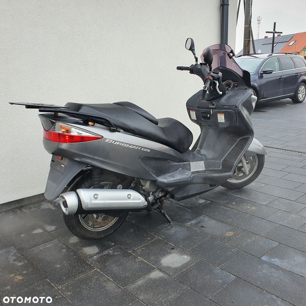 Suzuki Burgman - 9
