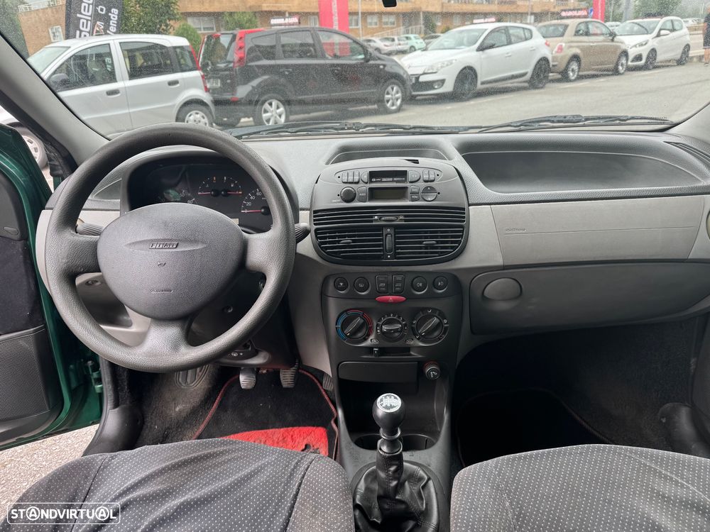 Fiat Punto 1.2 16V HLX - 9
