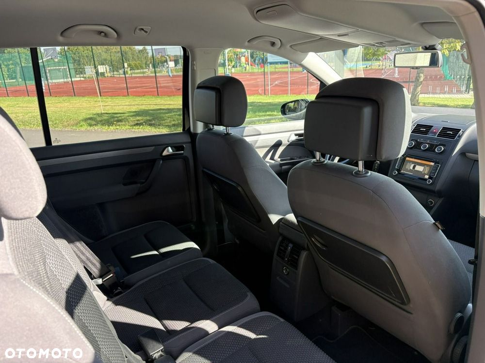 Volkswagen Touran 1.6 TDI DPF BlueMotion Technology DSG Cup - 13