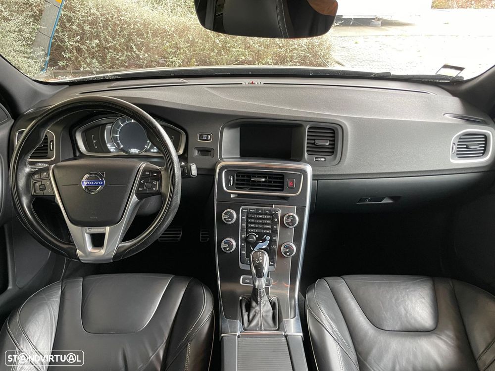 Volvo V60 - 14