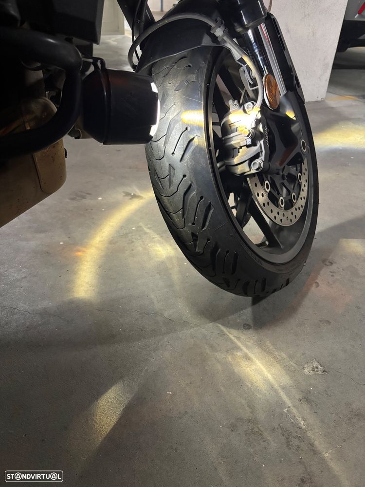 Honda NT 1100 - 6