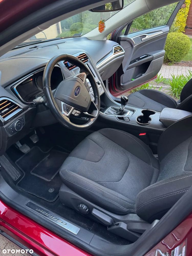 Ford Mondeo ver-1-5-ecoboost-titanium - 25