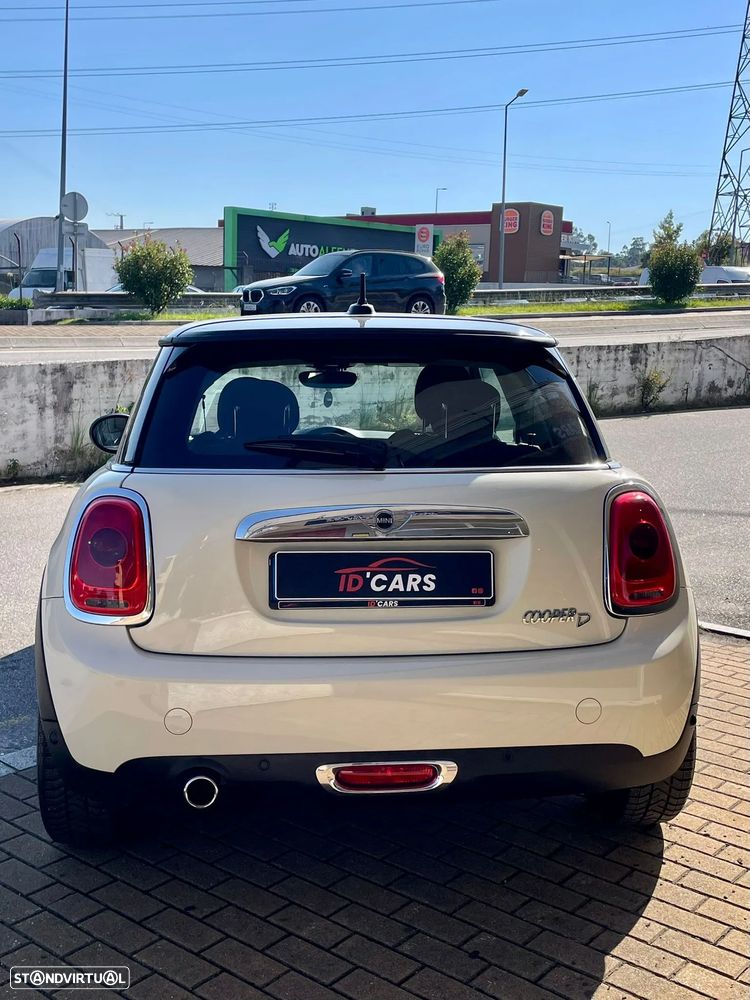 MINI 3 Portas Cooper D - 5