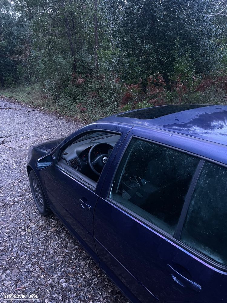 VW Golf 1.9 TDi Highline - 12