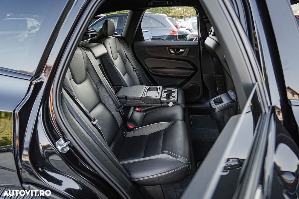 Volvo XC 60 B4 D AWD Geartronic RDesign - 16