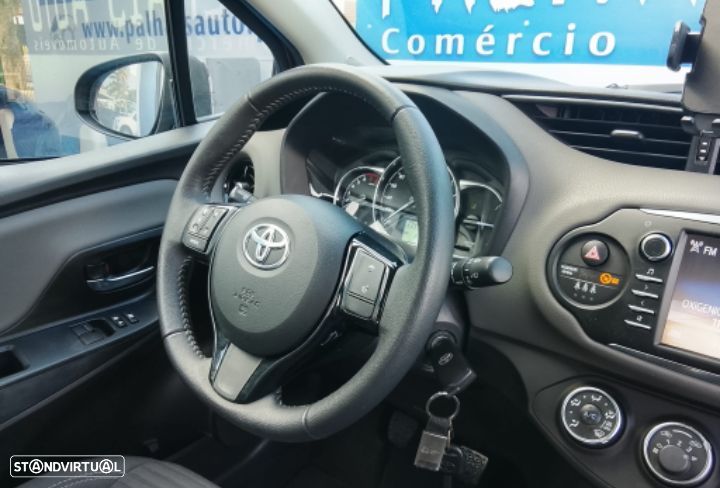 Toyota Yaris 1.0 VVT-i Exclusive - 6