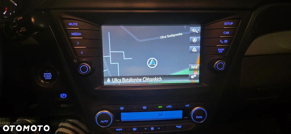 Toyota Avensis 2.0 D-4D Active Business - 7