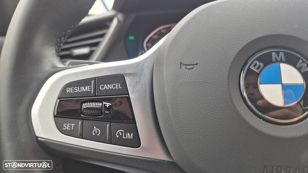 BMW 116 d Pack Desportivo M Auto - 22
