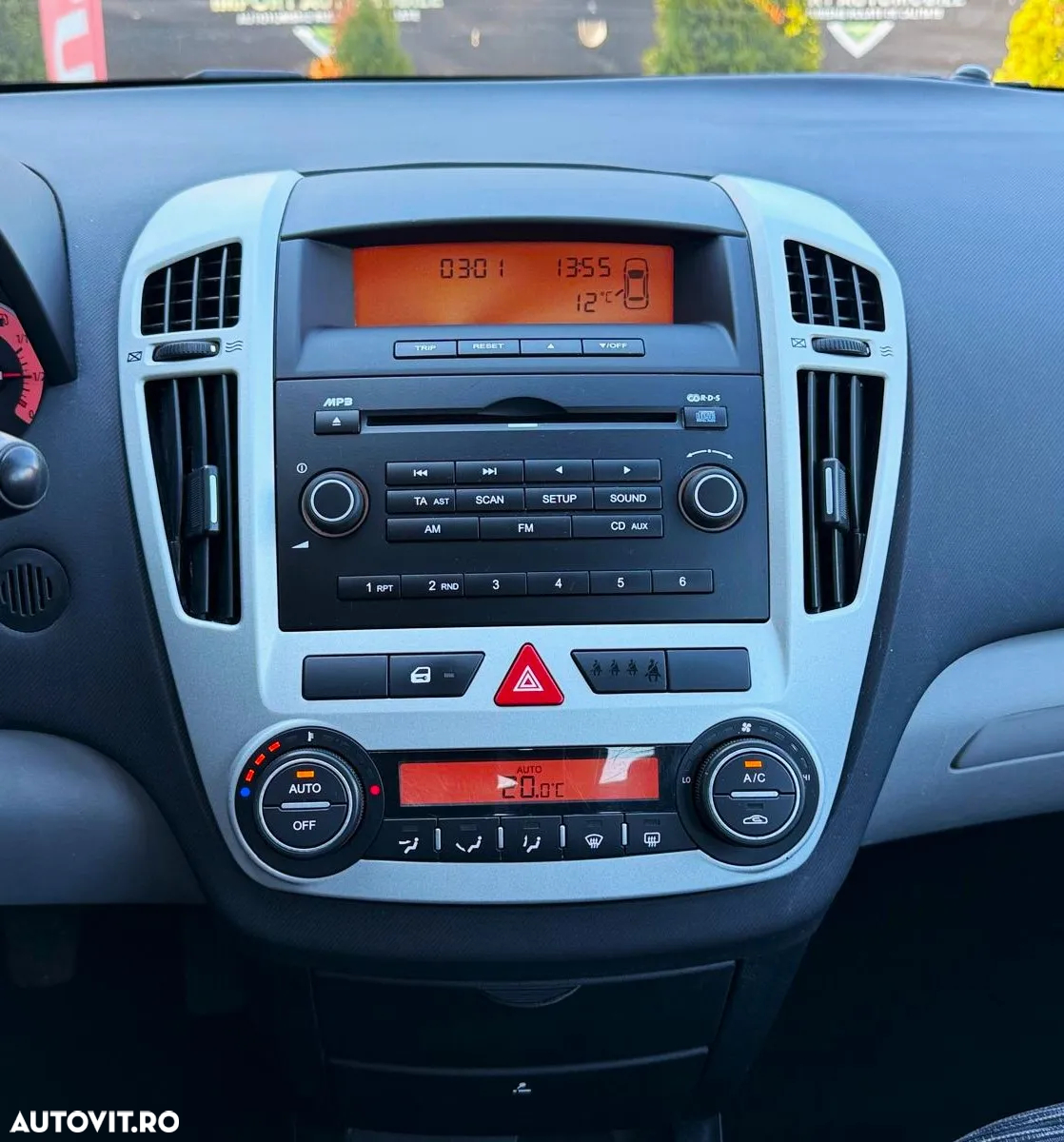 Kia Ceed Cee'd 1.6 DSL CITY - 25