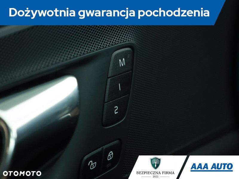Volvo XC 60 - 21