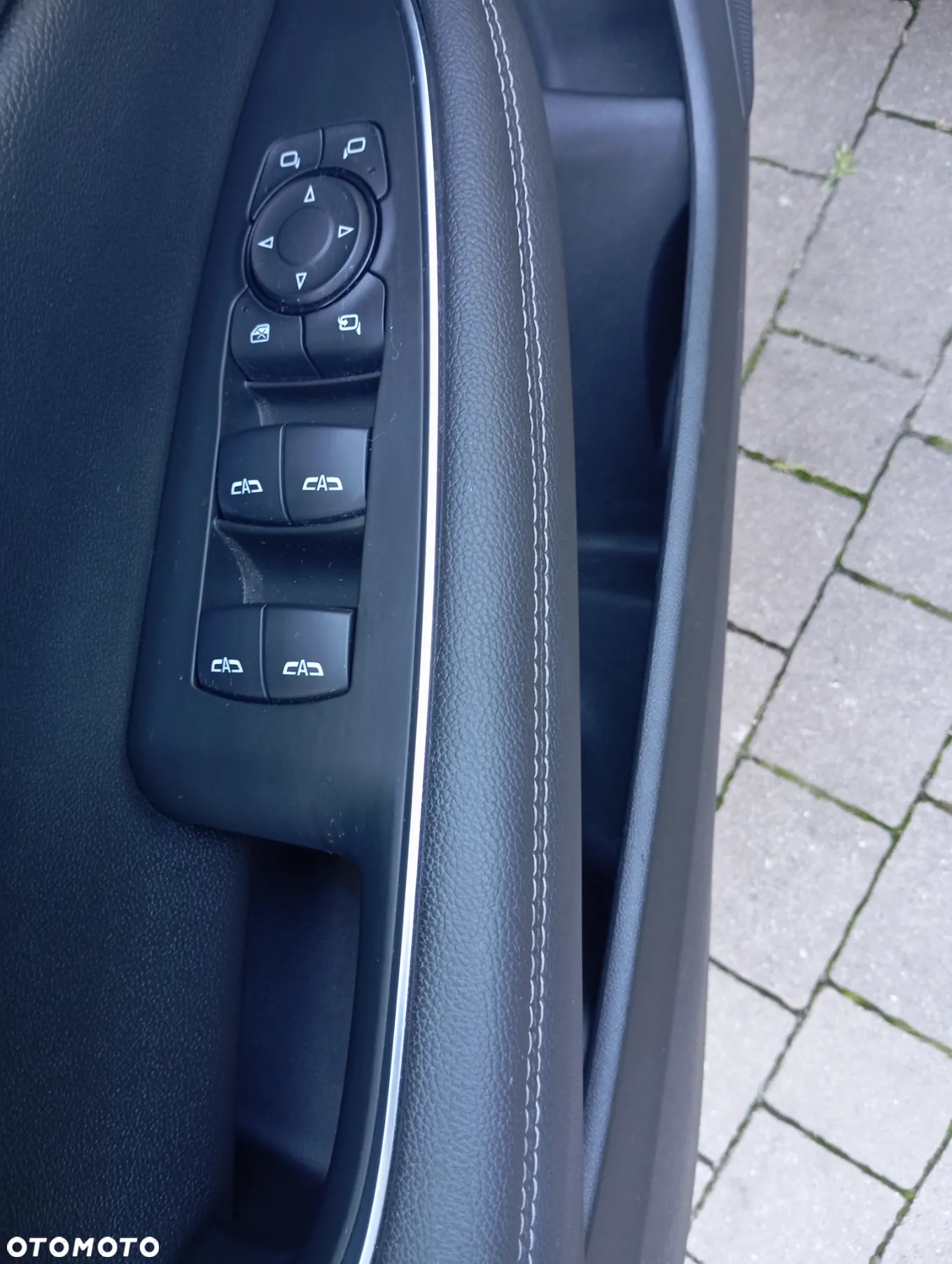 Opel Insignia 1.5 T Elite S&S - 24