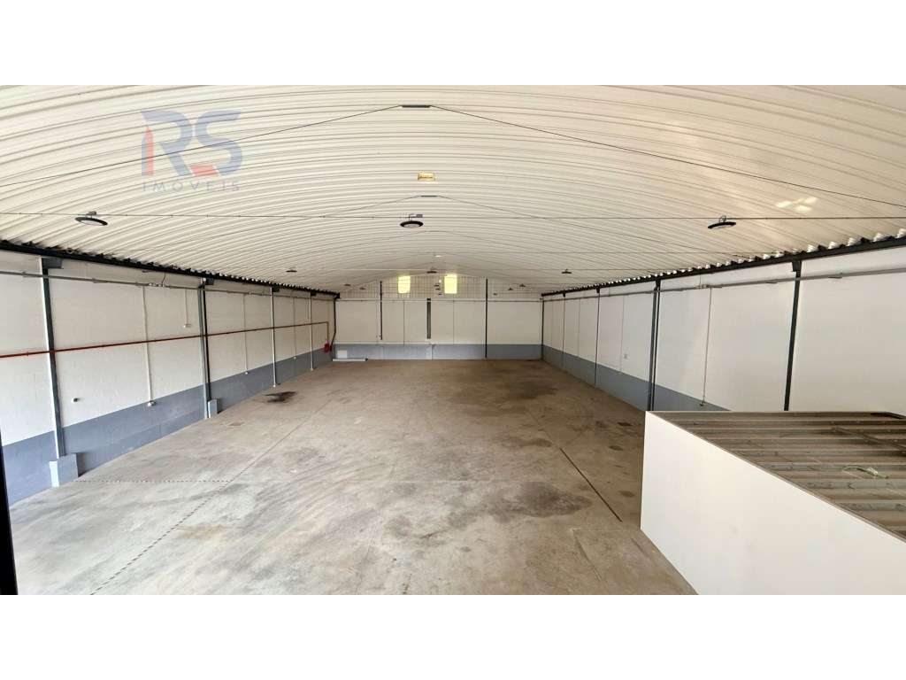 Armazém Arrendamento 800 m² - Grande imagem: 4/38