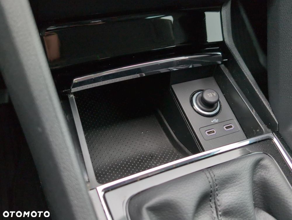 Skoda Karoq 1.5 TSI ACT 4x2 Style - 34