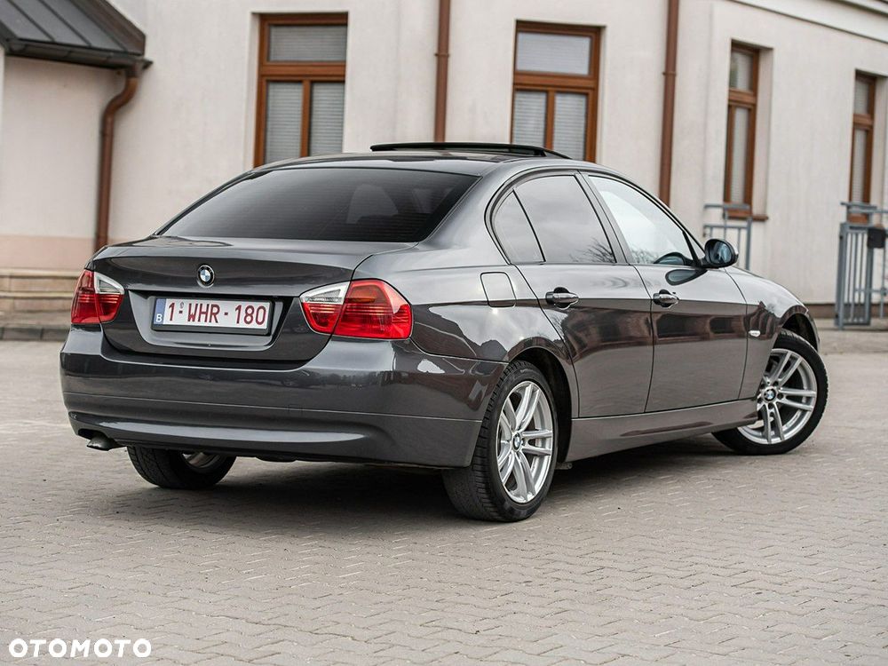 BMW Seria 3 - 17