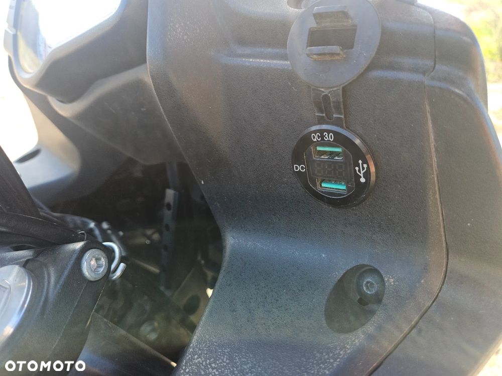 Suzuki DL - 5