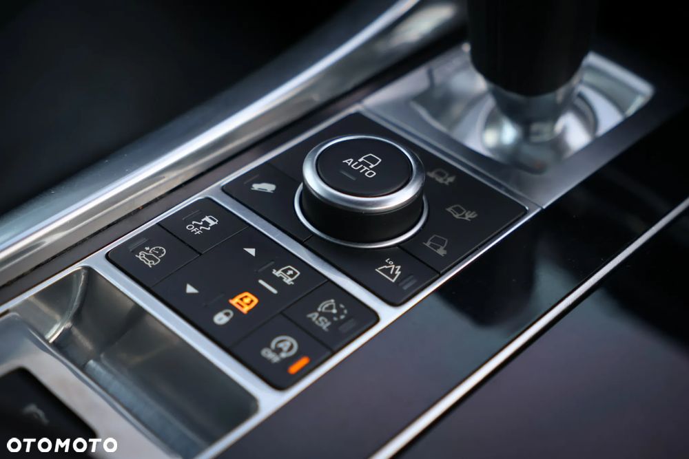 Land Rover Range Rover Sport - 27
