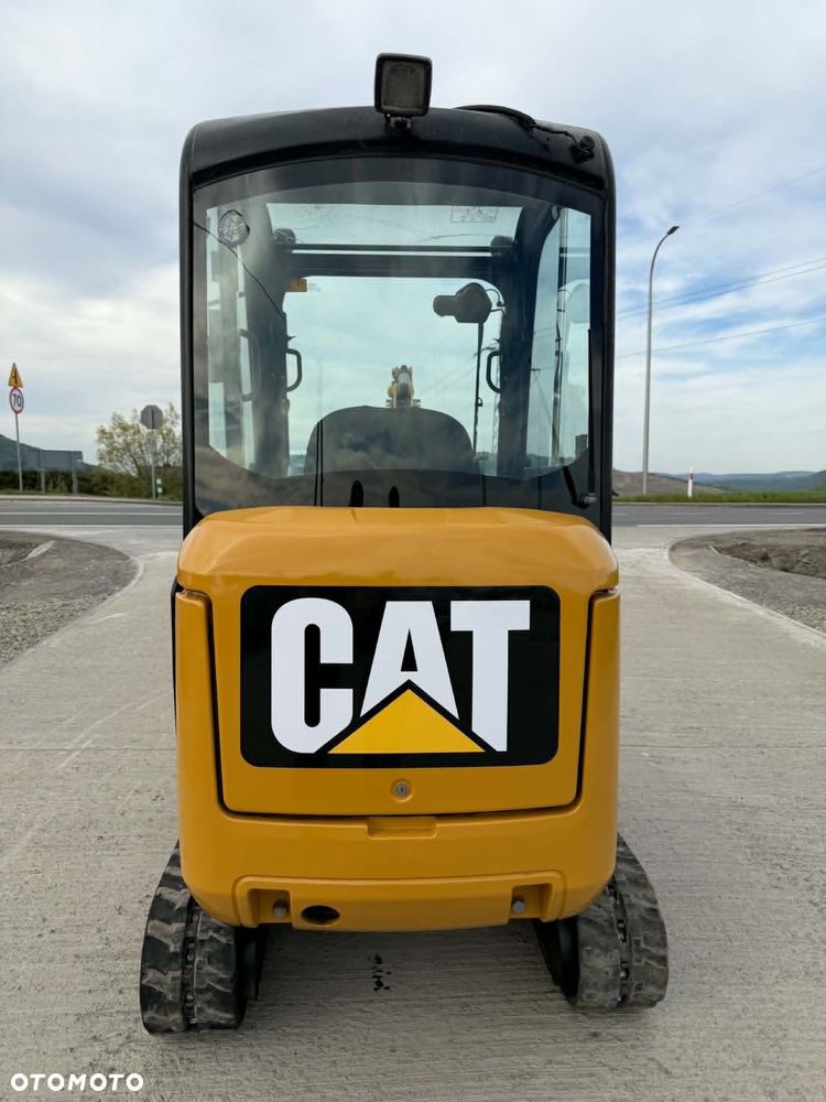 Caterpillar 301,7 - 6