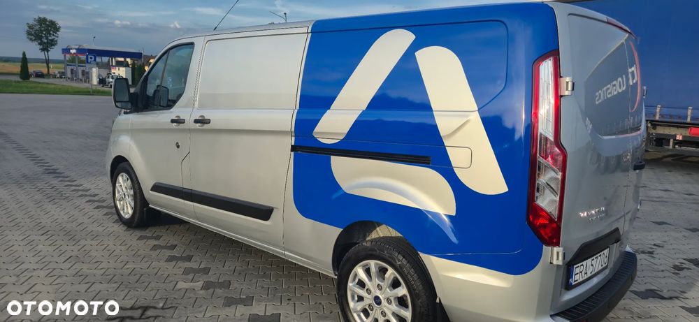 Ford TRANSIT CUSTOM - 19