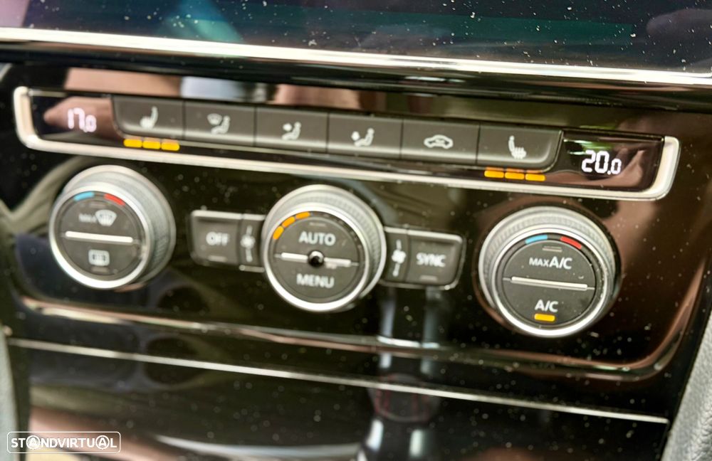 VW Golf GTI 2.0 TSI OPF DSG Performance - 28