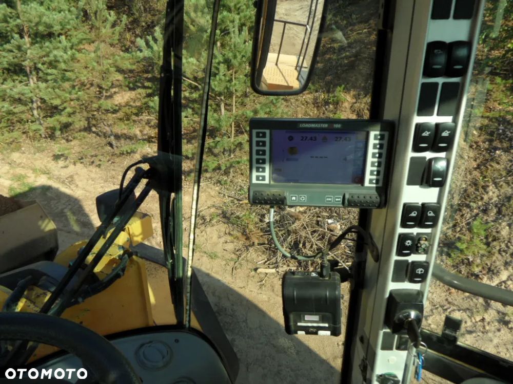 Volvo L 150F - 8