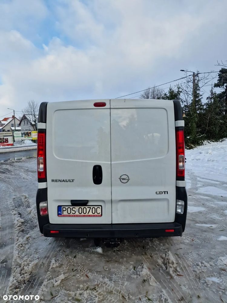 Nissan Primaster - 10