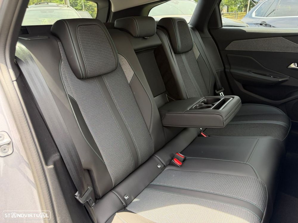 Peugeot 308 SW 1.6 Hybrid Allure Pack e-EAT8 - 20