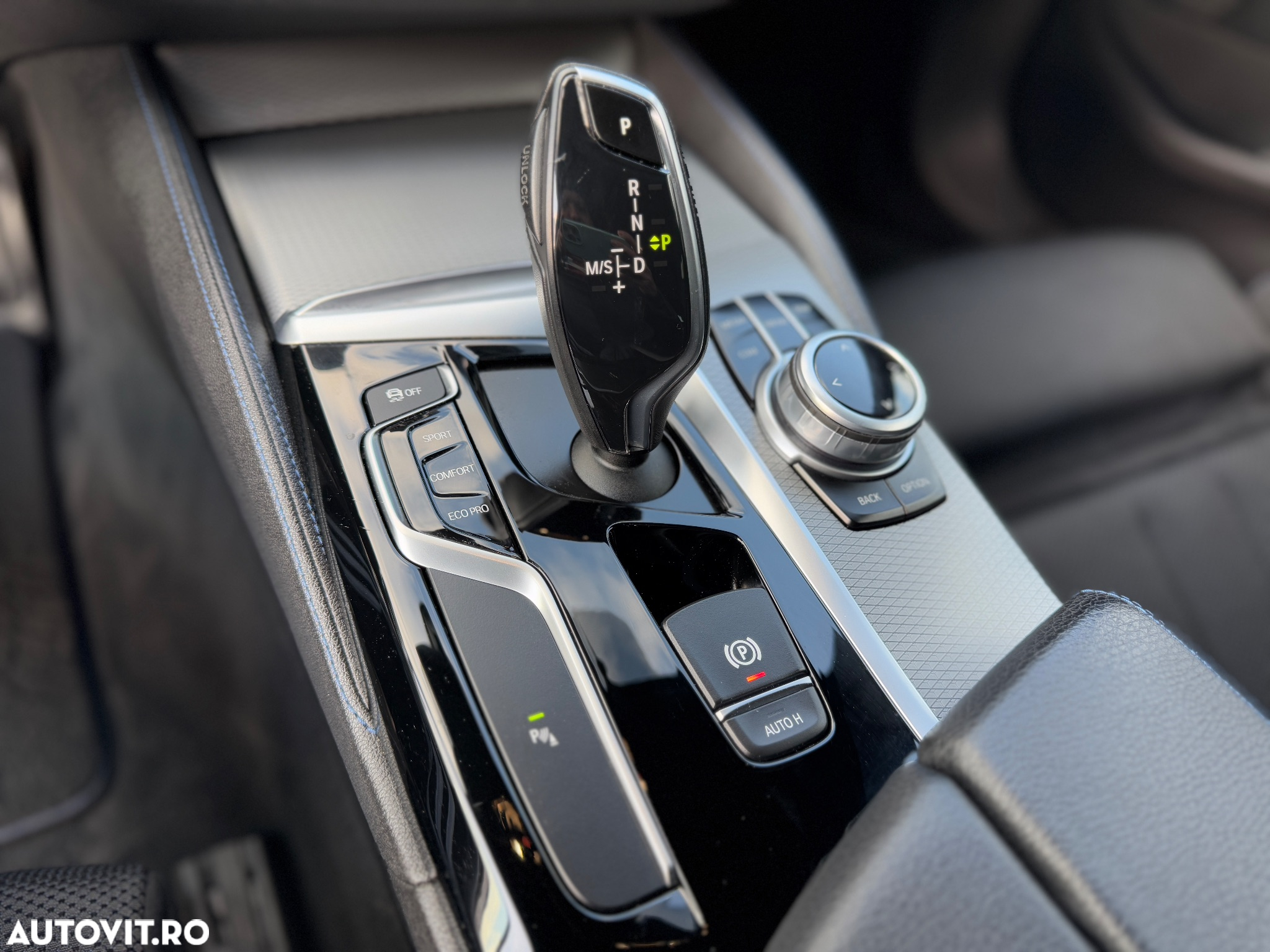 BMW Seria 5 520d xDrive Touring Aut. M Sport Edition - 8