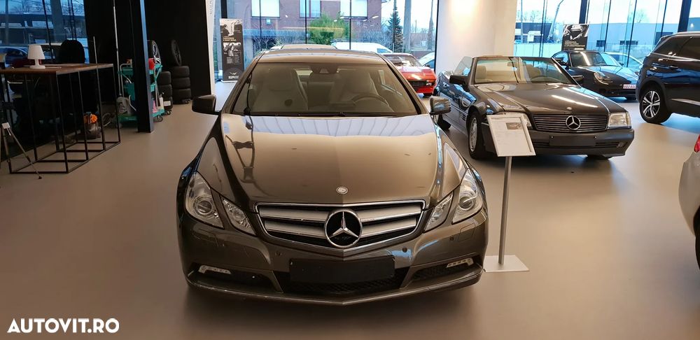 Mercedes-Benz E 220 CDI DPF BlueEFFICIENCY 7G-TRONIC Avantgarde - 3