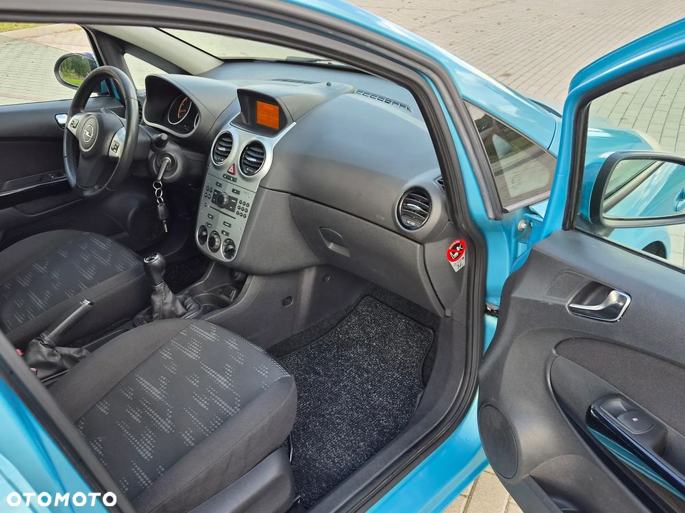 Opel Corsa - 11